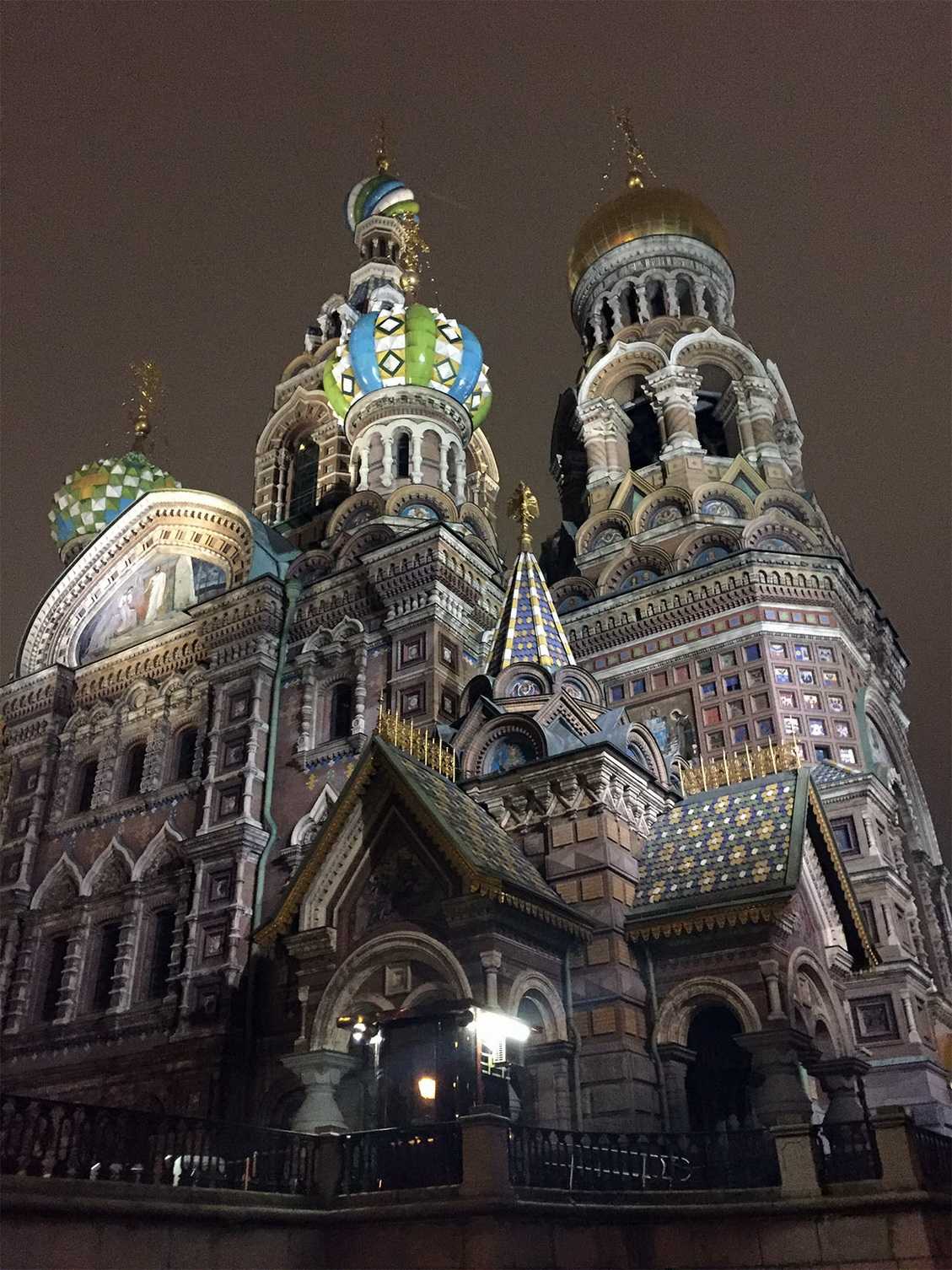 Just arrived to Russia, in the airport of Saint-Petersburg