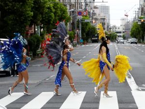 Asakusa-Samba-Carnival-