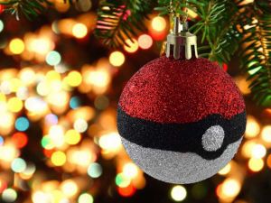 Pokeball-Christmas-bauble