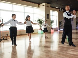 dubai-gala-evening-kids-dance-012